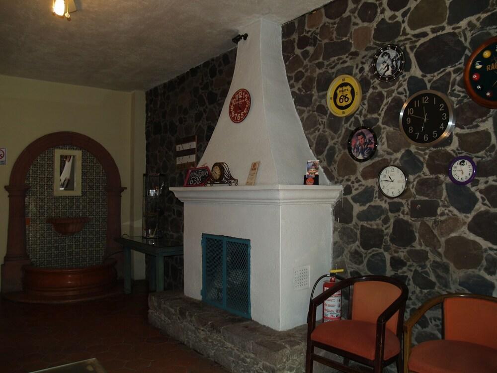 Casa Los Relojes Альенде Экстерьер фото